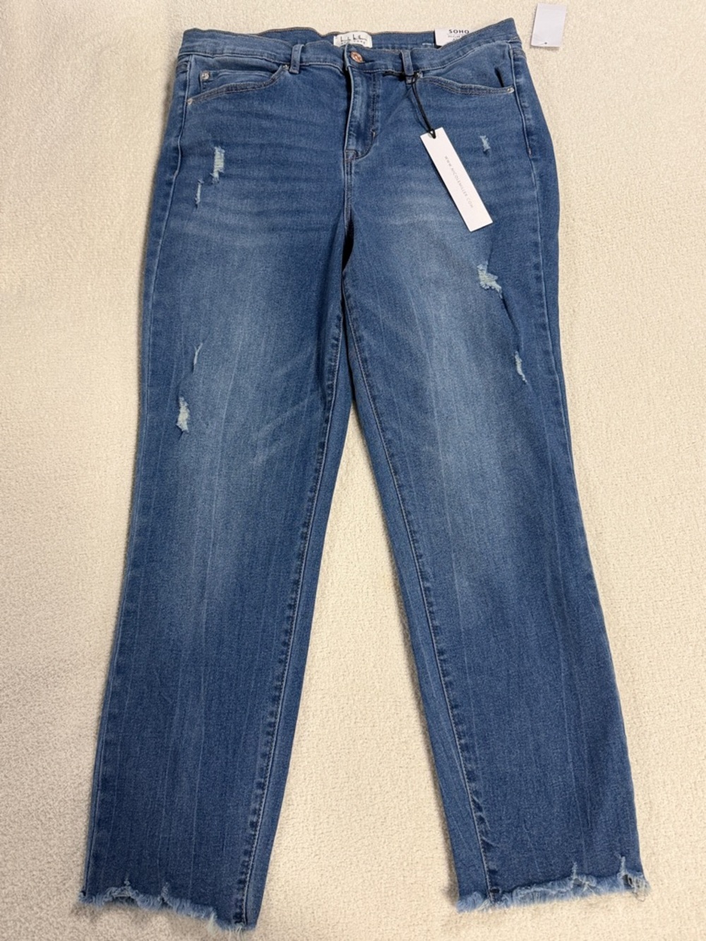 NWT Nicole Miller Women’s Blue Distressed Ankle Slim Jeans